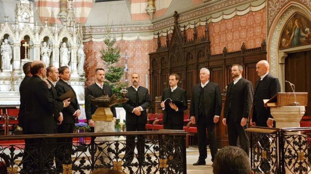 Adventski koncert: Faroski kantaduri i dječja klapa s Hvara nastupili u sarajevskoj katedrali