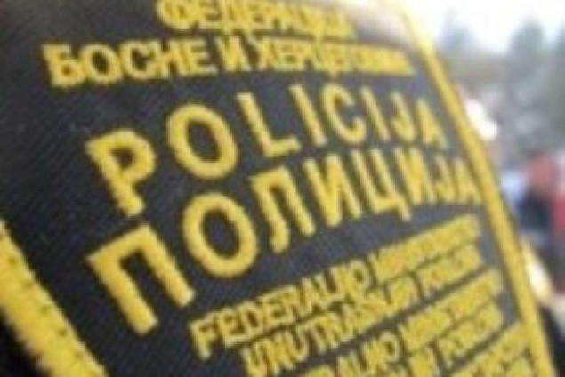 Policijski službenici Federalne uprave policije lišili slobode osobu zbog prijetnji nasiljem