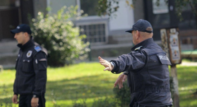 Visoko: Tri osobe povrijeđene u slijetanju vozila sa kolovoza