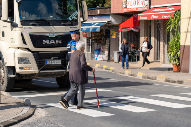 Nove generacije policajaca, uz mentorstvo iskusnih kolega, preuzimaju radne obaveze