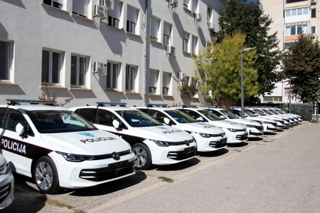 Uhićene dvije osobe osumnjičene za paljenja auta u Mostaru