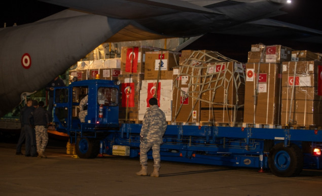 Turska vojnim avionom poslala osam tona medicinske pomoći za Gazu