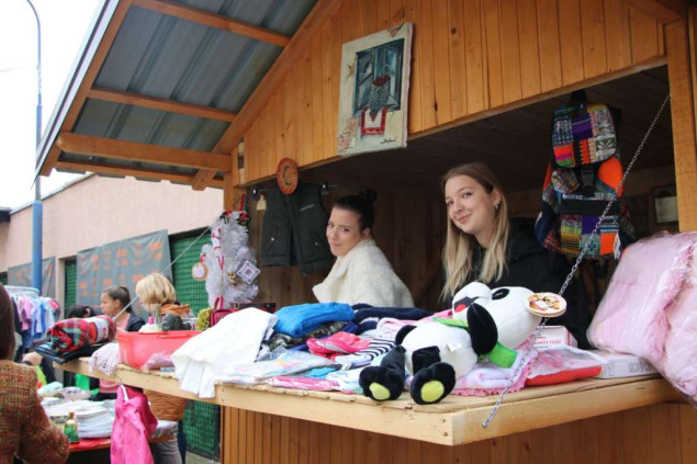 Humanitarni bazar Udruženja Pomozi.ba u subotu, 17. decembra