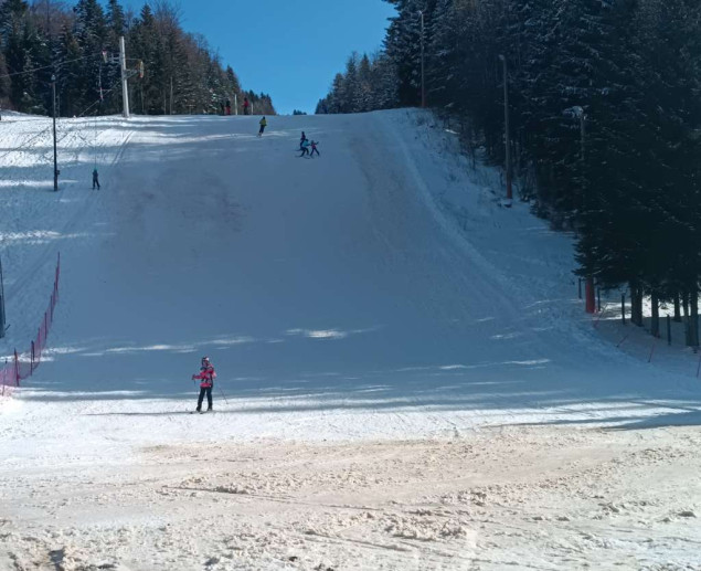 Ski-centar Ponijeri kod Kaknja još čeka snijeg za start skijaške sezone