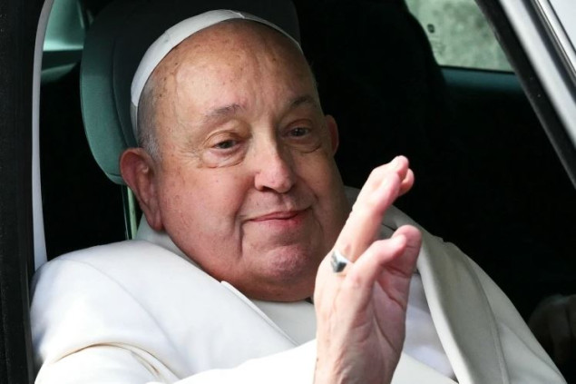 Papa Franjo proveo mirnu noć u bolnici