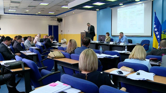 Nova Vlada TK-a početkom naredne godine, općinski i gradski odbori SDA predali prijedloge
