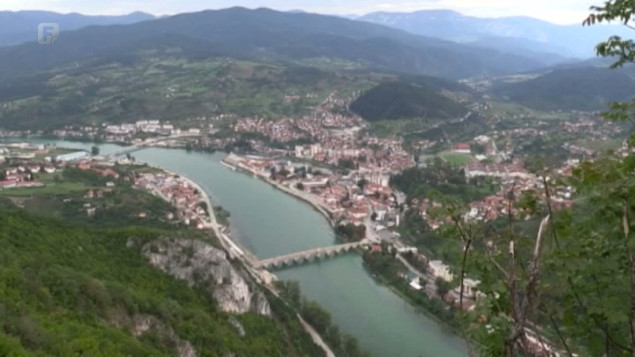 Duraković i Salkić oštro osudili napad na povratnike u Višegradu