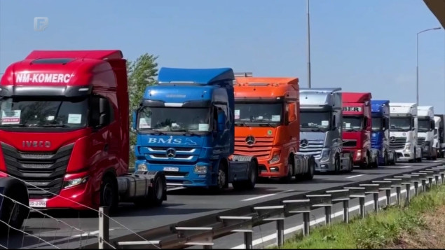 Najavljen sastanak Nikšića s bh. prijevoznicima