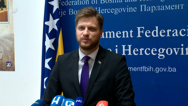 Čengić: Za situaciju oko seta zakona kriva predsjedavajuća Predstavničkog doma Parlamenta FBiH