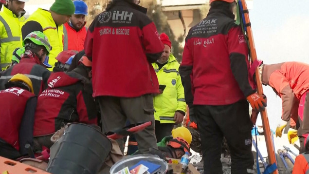 Nakon 112 sati: Petogodišnje dijete spašeno ispod ruševina