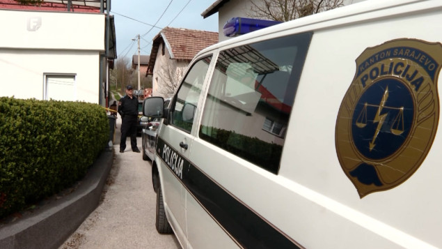 Zbog eksplozivnih naprava bačenih na kuću I. Čengića uhapšene dvije osobe