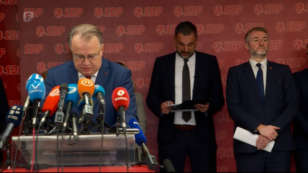 Trojka uputila inicijativu za smjenu zamjenika ministara iz SNSD-ove koalicije