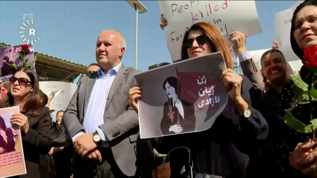 Hamnei pomilovao desetine hiljada zatvorenika