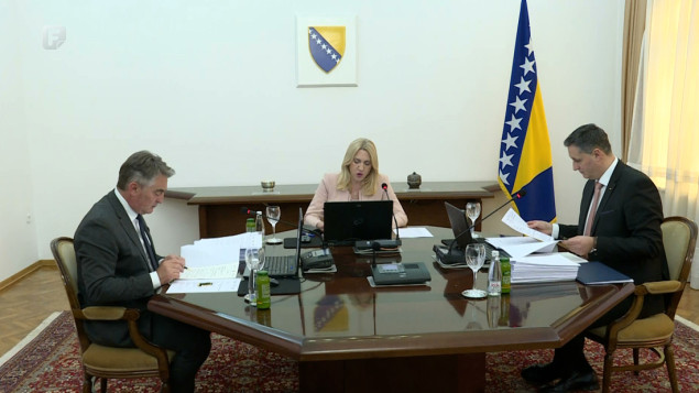 Izbori u Crnoj Gori podijelili Predsjedništvo BiH