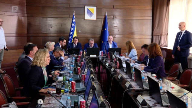 Vlada FBiH: Povećane dnevnice za službena putovanja unutar zemlje