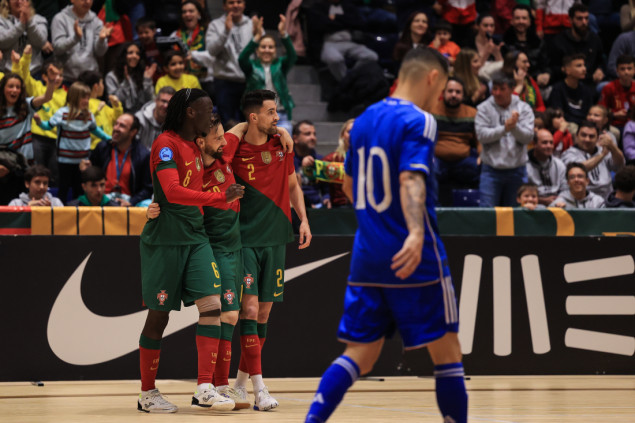 Futsal reprezentacije Španije i Portugala u finalu EP