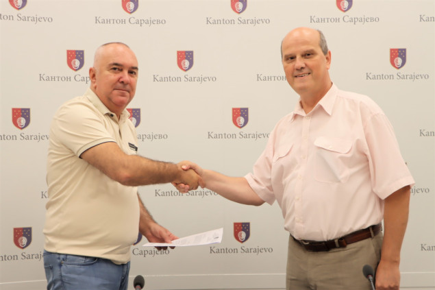 Pokreće se prvo postrojenje za reciklažu starih otpadnih guma mehaničkom obradom u KS