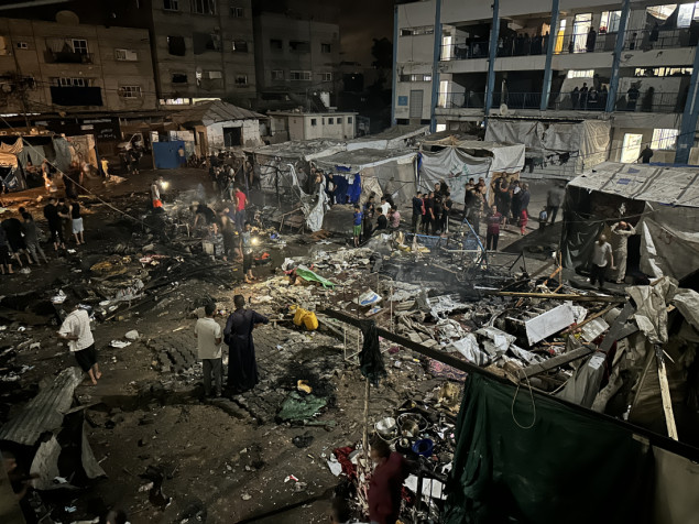 Požar izbio nakon izraelskog napada na školu, ubijeno najmanje 13 Palestinaca