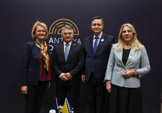 Predsjedništvo Bosne i Hercegovine u punom sastavu na Trećem diplomatskom forumu u Antaliji