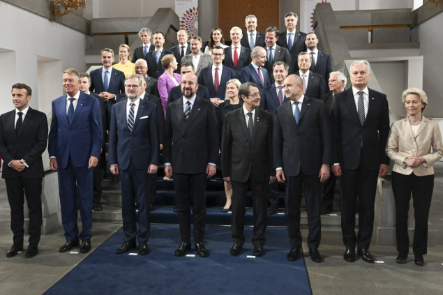 Reakcije na Nobelovu nagradu za mir dodijeljenoj aktivistima za ljudska za prava