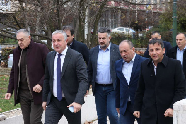 Lideri opozicije iz RS na pregovorima o izboru delegata u Parlament BiH