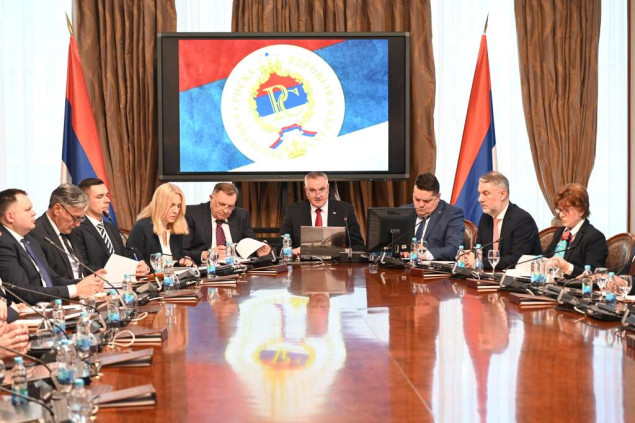 Proširena sjednica Vlade RS-a, Dodik zove opoziciju na dogovor