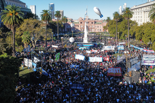 Masovni protesti u Argentini zbog mjera smanjenja sredstava za javno obrazovanje