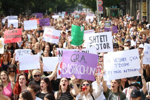 Protesti zbog silovanja djevojčice u Prištini, zatražene ostavke sudija i tužilaca