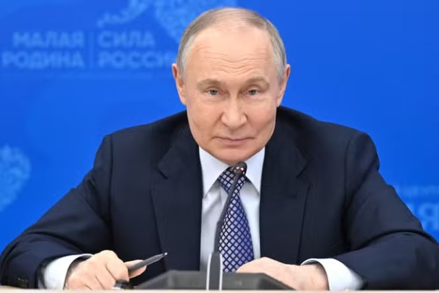 Kremlj: Putin otvoren za razgovore o obustavi napada na civilne ciljeve