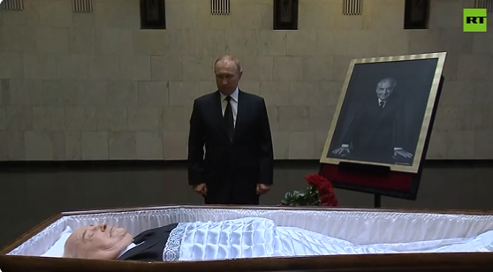 Putin odao posljednju počast Gorbačovu