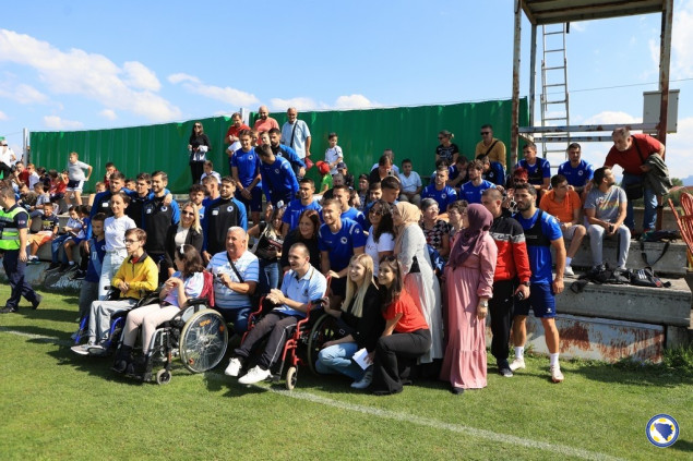 Velika podrška Zmajevima na današnjem treningu