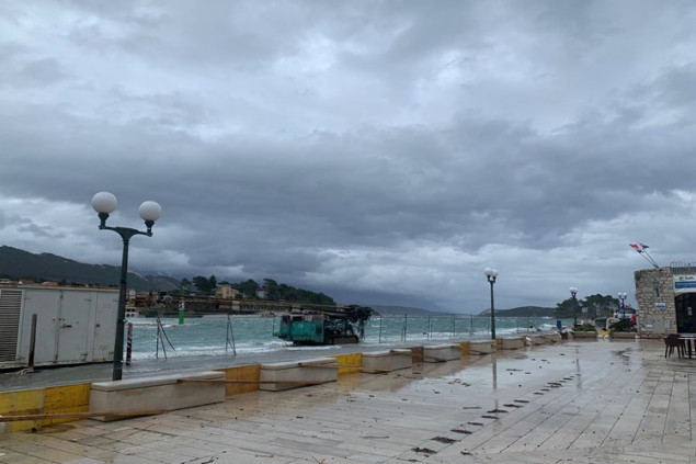 Hrvatska: Nevrijeme izazvalo probleme u više županija