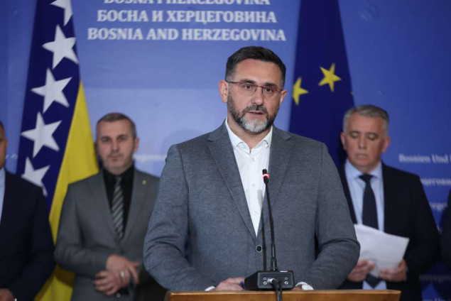 Ramić i Grković o smjeni kadrova SNSD-a u VMBiH
