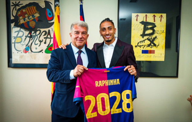 Raphinha produžio ugovor sa Barcelonom do 2028.