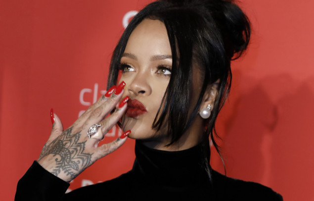 Rihanna nastupa na poluvremenu Super Bowla