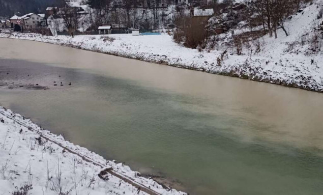 Rijeke Bioštica i Krivaja u Olovu zamućene vjerovatno vodom iz rudničkog bazena za separaciju