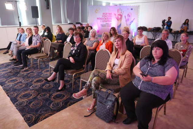 Doprinijeti poboljšanju statusa oboljelih i pristupačnosti terapija