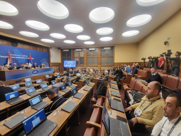 Vučićeva lista osvojila najviše glasova za srbijanski parlament