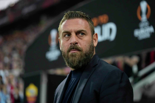 Roma otpustila Danielea De Rossija