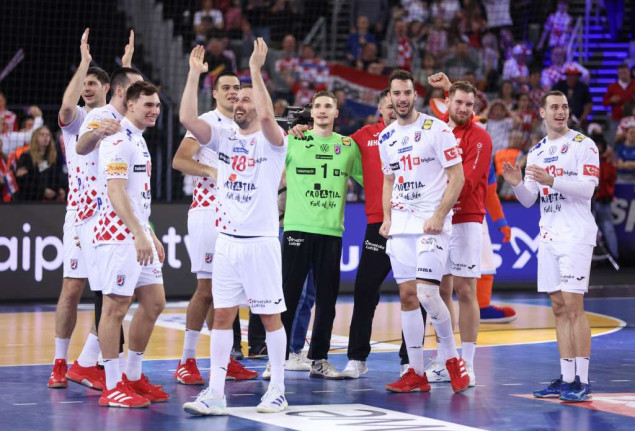 Danas odluka o prvim polufinalistima - Hrvatska i Francuska favoriti
