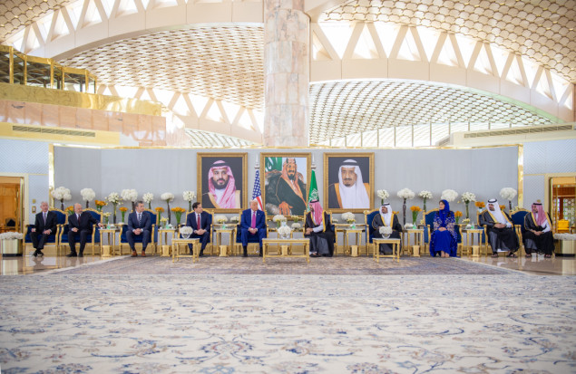 Počeo samit SAD-a i Saudijske Arabije u Rijadu uz prisustvo Trumpa i Bin Salmana