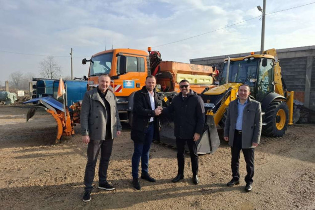 Šabani uručio ključeve vozila za prikupljanje i prevoz otpada u općini Doboj Jug