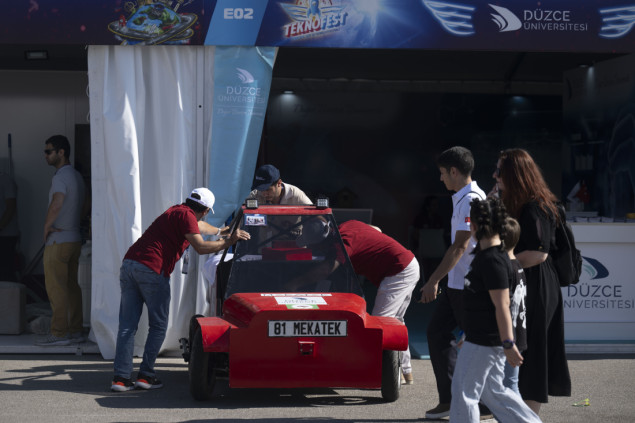 U Ankari otvoren drugi najveći svjetski festival vazduhoplovstva i tehnologije