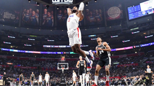 Bogdanović pogađa, Giannis čini čudo, Curry razbija – NBA noć za pamćenje