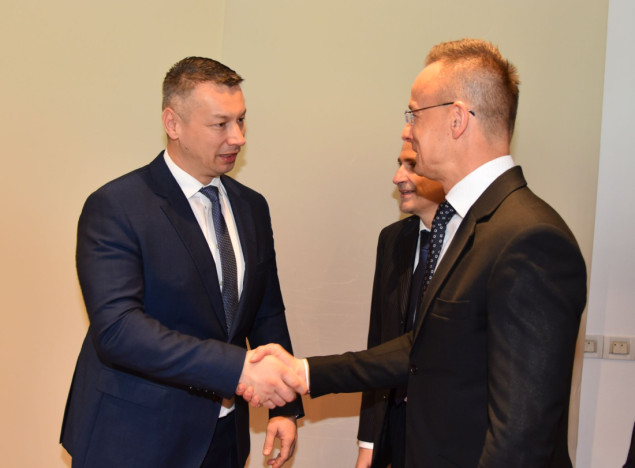 Ministri Nešić i Szijjarto razgovarali o budućoj saradnji BiH i Mađarske 