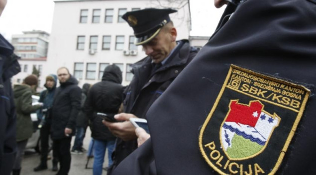 Više škola u SBK dobilo dojave o bombama