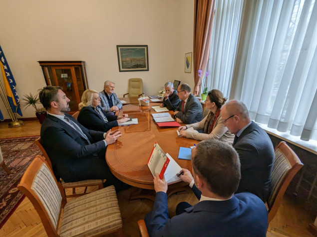 Schmidt sa rukovodstvom FBiH: Formiranje Vlade najveći je prioritet