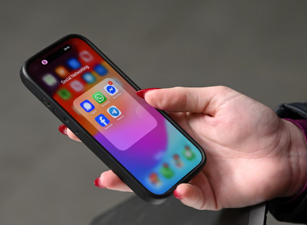 Nepal ugasio Facebook, Instagram i WhatsApp: Sloboda govora na udaru vlasti