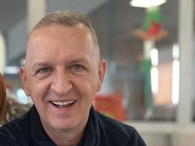 Pomozi.ba ponovo pokrenulo apel za liječenje Seada koji ima tumor na mozgu