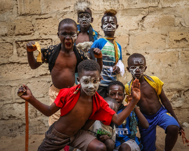 Senegalska djeca tradicionalnim simbolom lava obilježila Uskrs